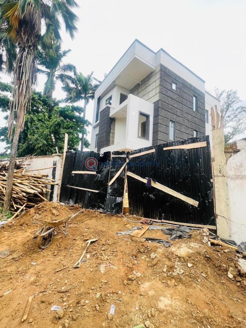 5 bedroom Detached Duplex For Sale Omole Phase 2 Ojodu Lagos - 0