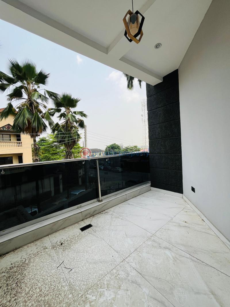 5 bedroom Detached Duplex For Sale Omole Phase 1 Ojodu Lagos - 4