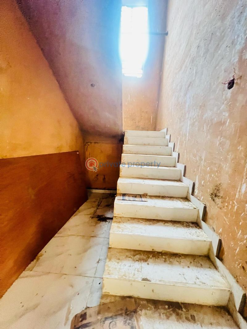 5 bedroom Detached Duplex For Sale Opebi Ikeja Lagos - 10