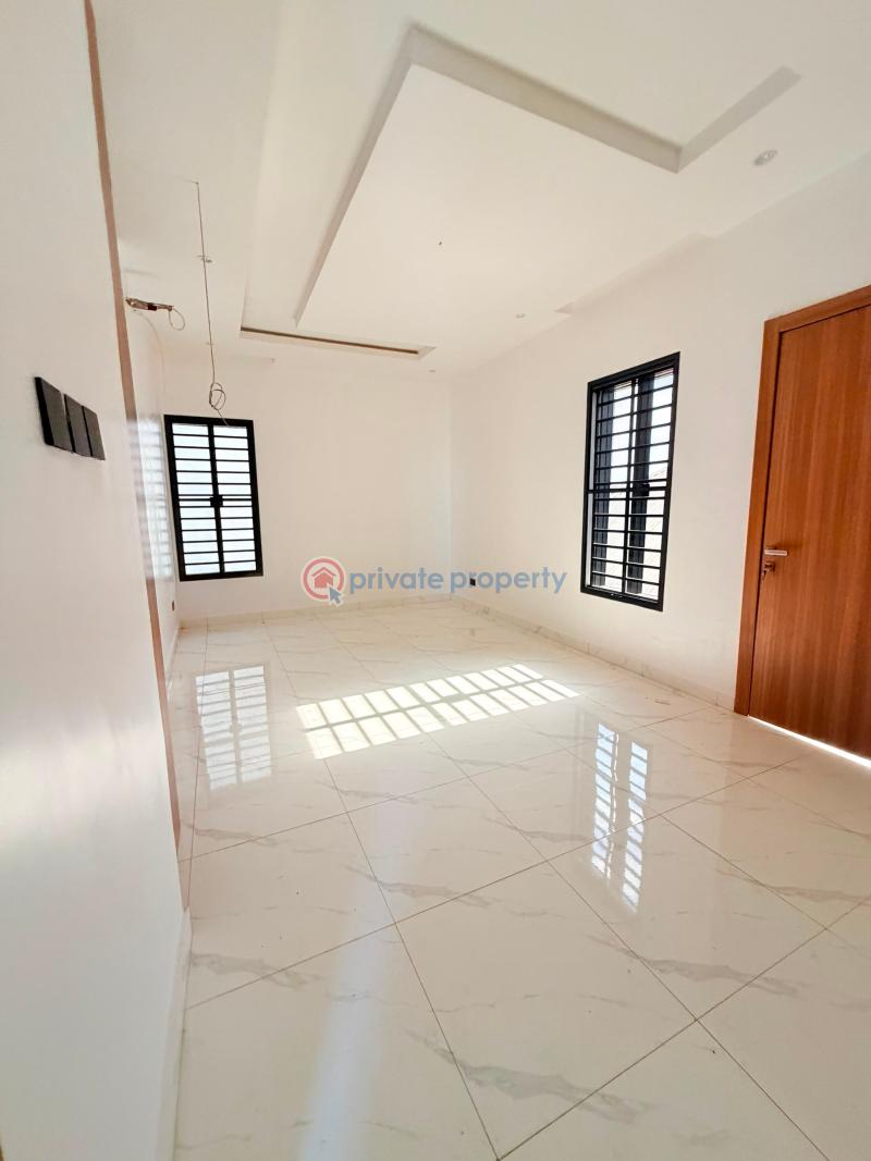 5 bedroom Detached Duplex For Sale Omole Phase 1 Ojodu Lagos - 2