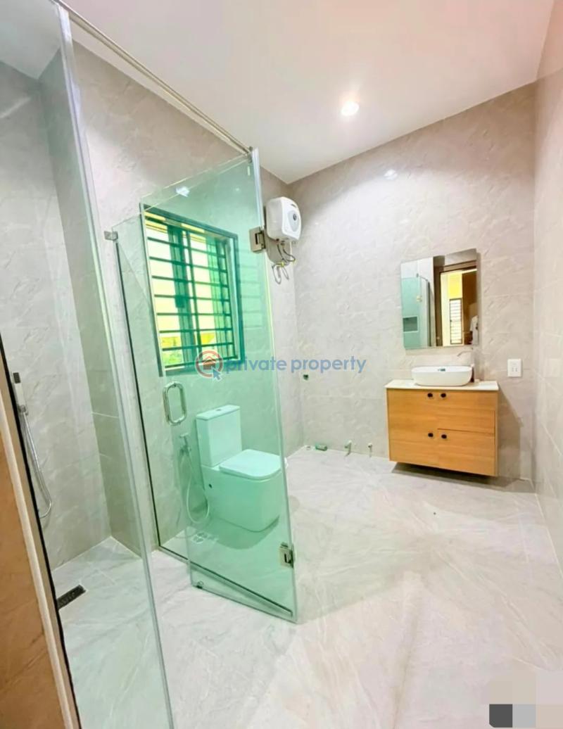 5 bedroom Detached Duplex For Sale Omole Phase 1 Ojodu Lagos - 10