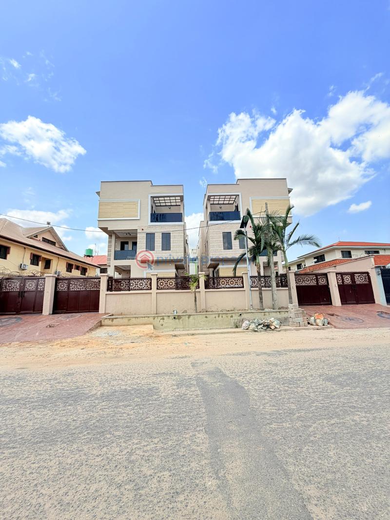 5 bedroom Detached Duplex For Sale Omole Phase 1 Ojodu Lagos - 12