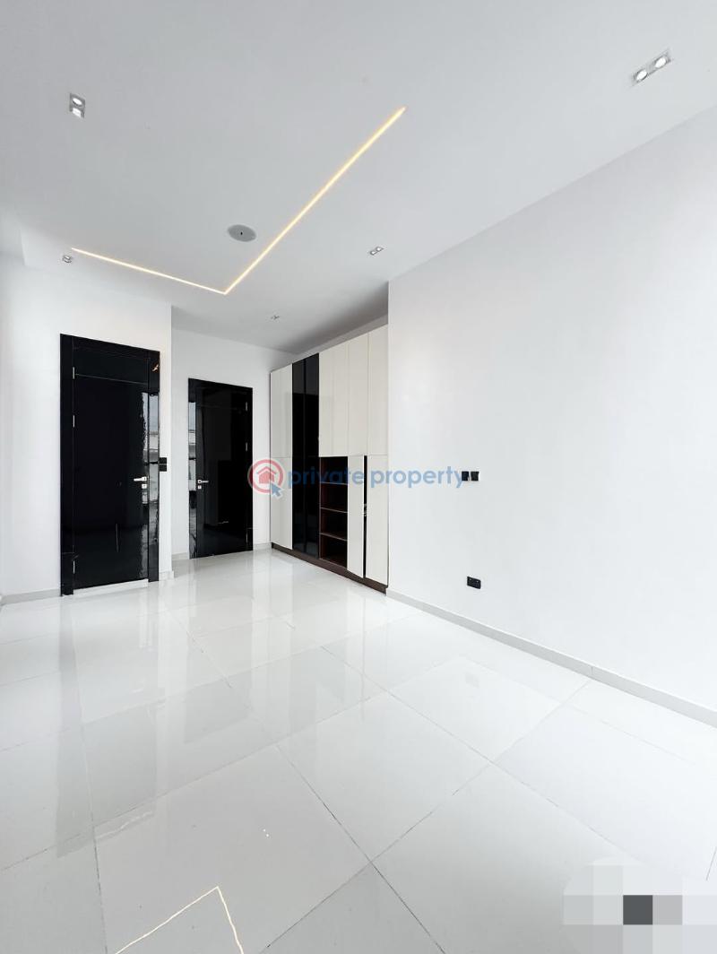 5 bedroom Detached Duplex For Sale Victoria Garden City Lekki Lagos - 11