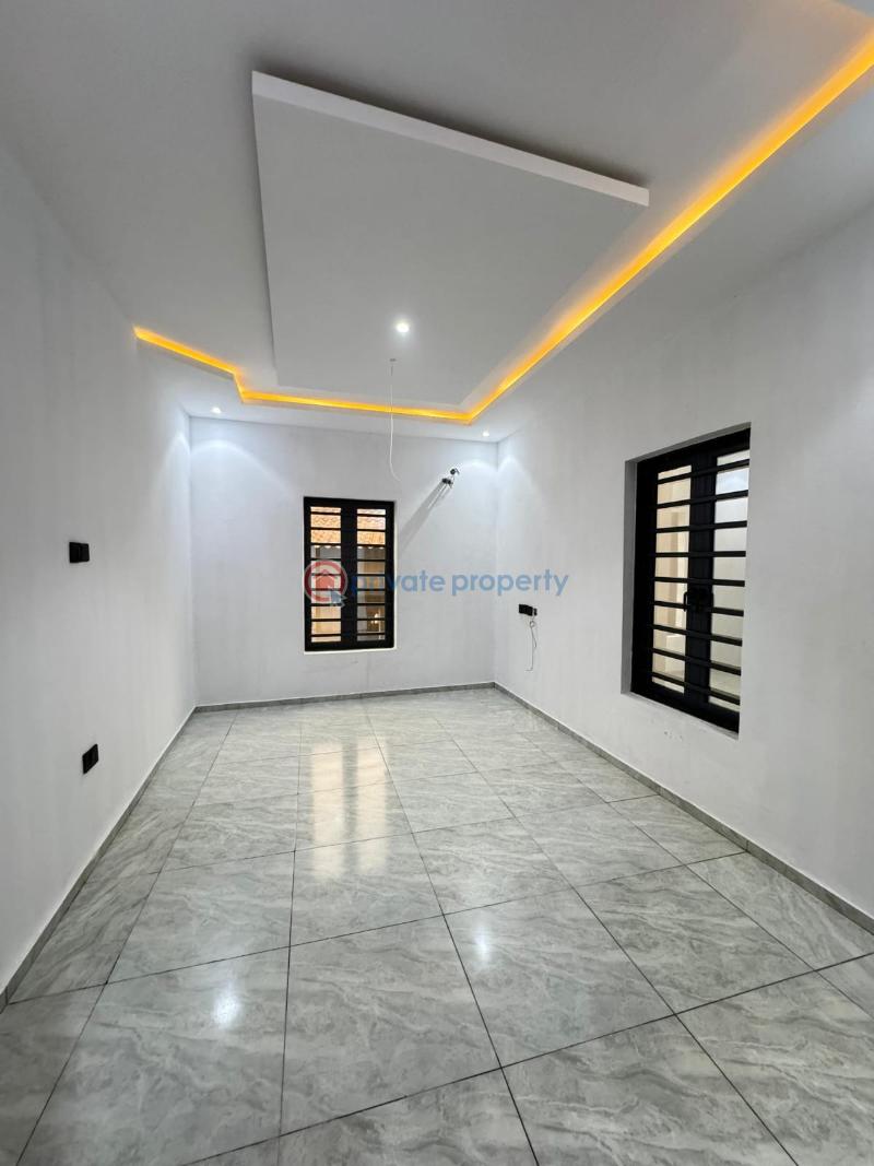 5 bedroom Detached Duplex For Sale Estate Omole Phase 1 Ojodu Lagos - 4
