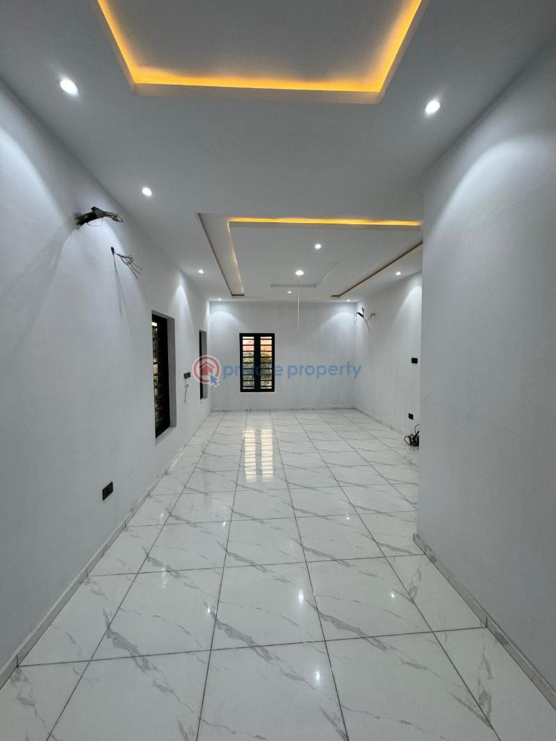 5 bedroom Detached Duplex For Sale Estate Omole Phase 1 Ojodu Lagos - 5