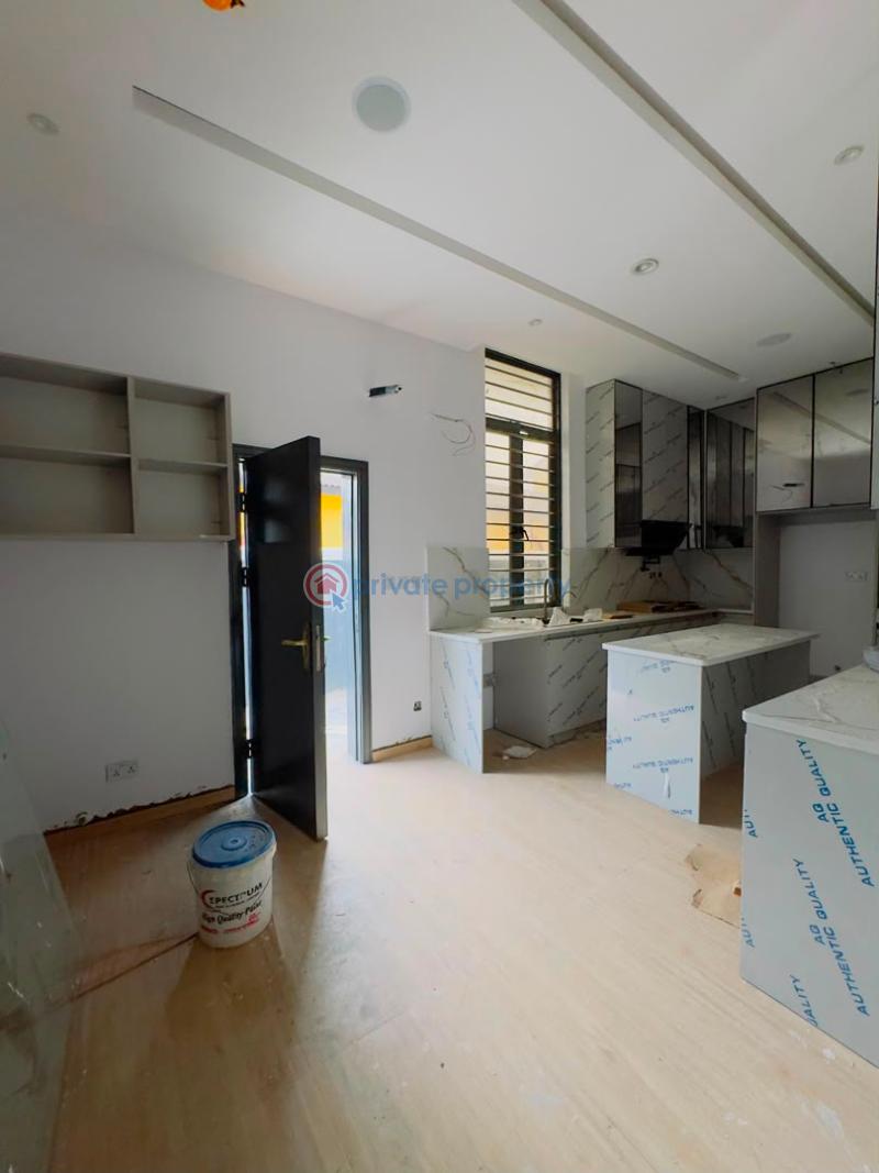 5 bedroom Detached Duplex For Sale Omole Phase 2 Ojodu Lagos - 13
