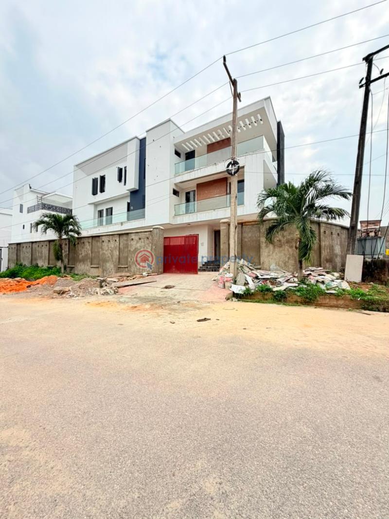 5 bedroom Detached Duplex For Sale Ogudu GRA Lagos - 1