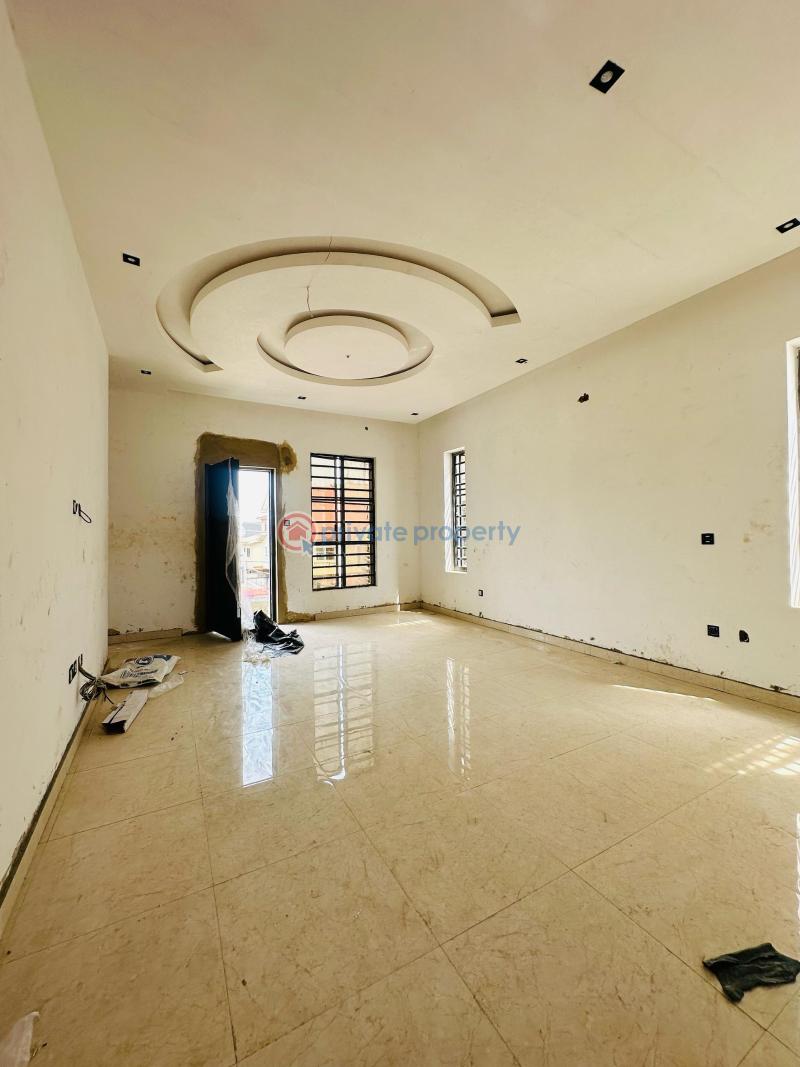 5 bedroom Detached Duplex For Sale Omole Phase 2 Ojodu Lagos - 4