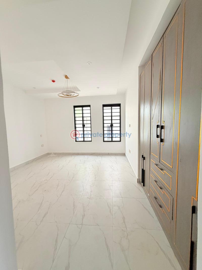 5 bedroom Detached Duplex For Sale Omole Phase 1 Ojodu Lagos - 6
