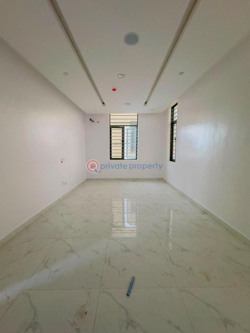 5 bedroom Detached Duplex For Sale Omole Phase 2 Ojodu Lagos - 10