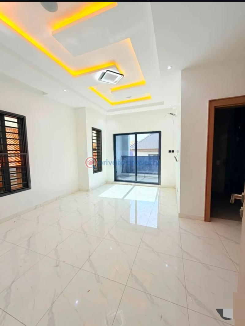 5 bedroom Detached Duplex For Sale Omole Phase 1 Ojodu Lagos - 5