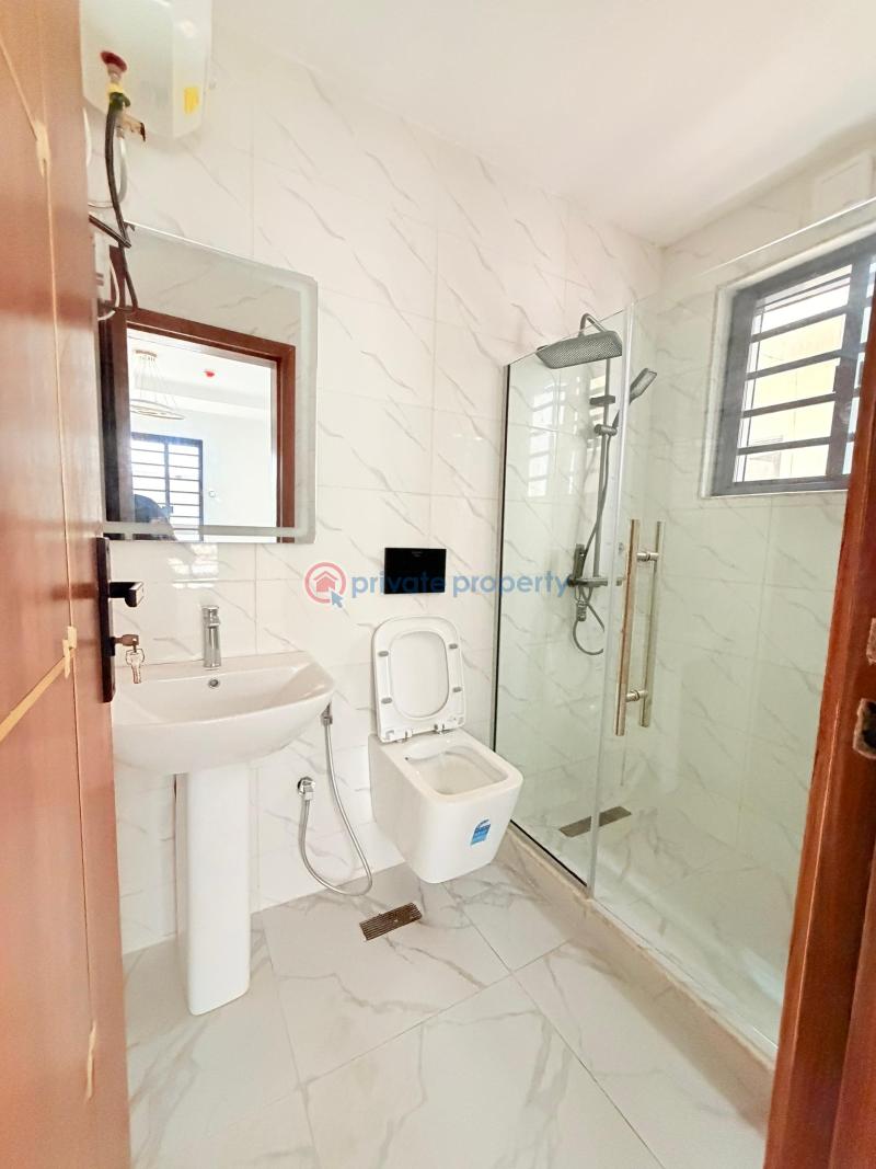5 bedroom Detached Duplex For Sale Omole Phase 1 Ojodu Lagos - 3
