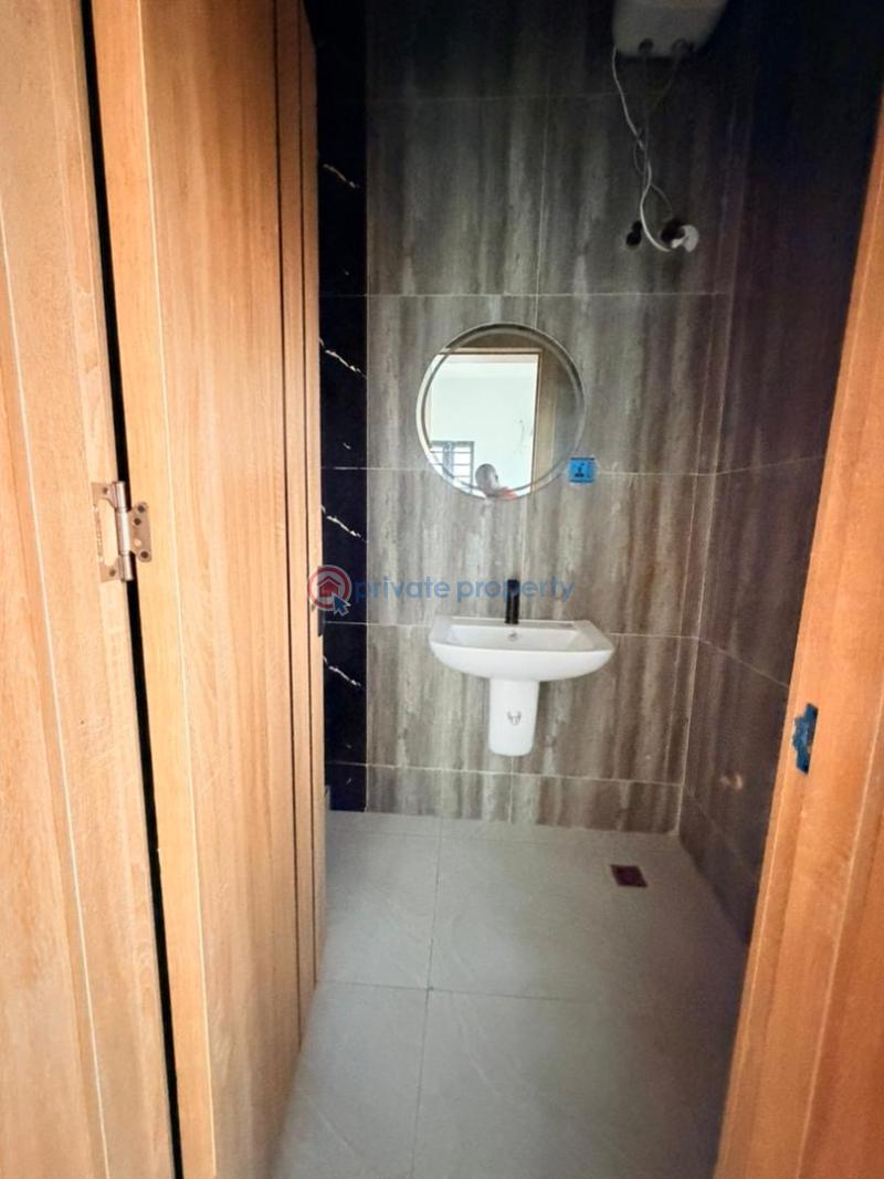 5 bedroom Detached Duplex For Sale Adeniyi Jones Ikeja Lagos - 4