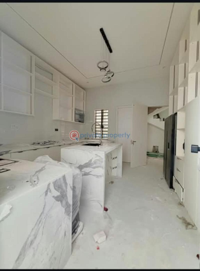 5 bedroom Detached Duplex For Sale Amuwo Odofin Lagos - 5