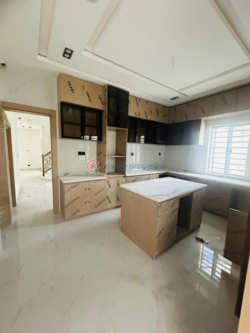 5 bedroom Detached Duplex For Sale Omole Phase 1 Ojodu Lagos - 9