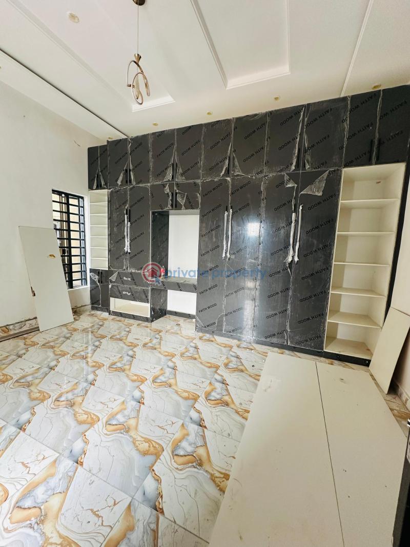 5 bedroom Detached Duplex For Sale Gbagada Lagos - 3