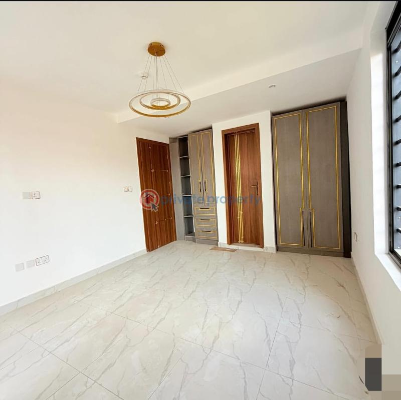 4 bedroom Detached Duplex For Sale Omole Phase 1 Ojodu Lagos - 3