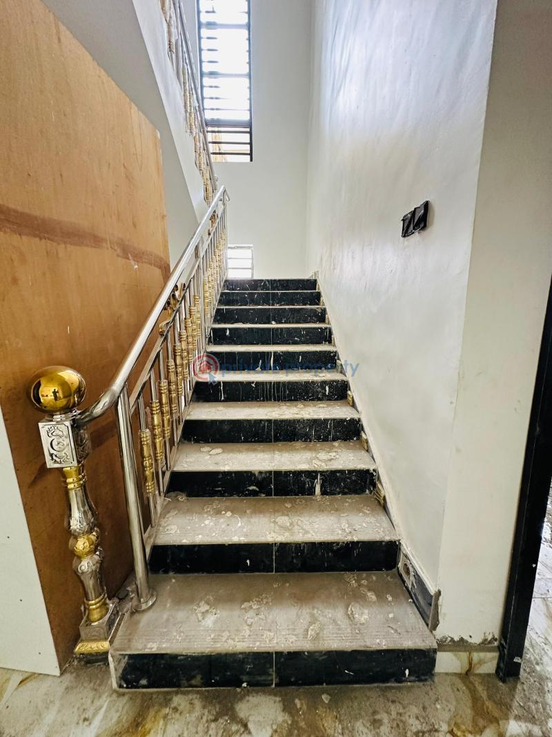 5 bedroom Detached Duplex For Sale Gbagada Lagos - 9