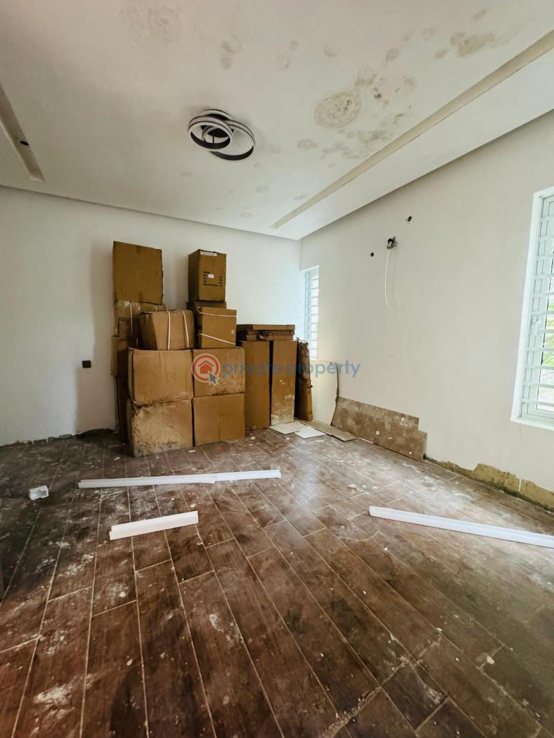 5 bedroom Detached Duplex For Sale Adeniyi Jones Ikeja Lagos - 11