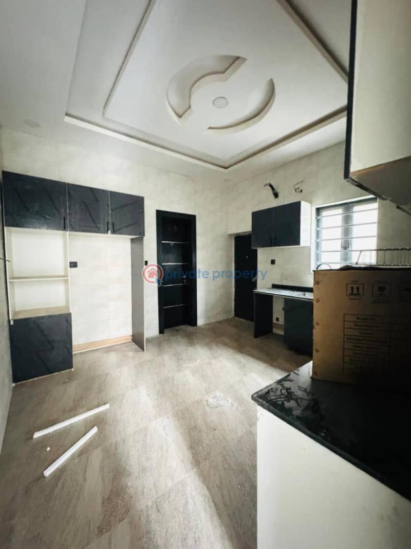 5 bedroom Detached Duplex For Sale Magodo GRA Phase 2 Kosofe/Ikosi Lagos - 1