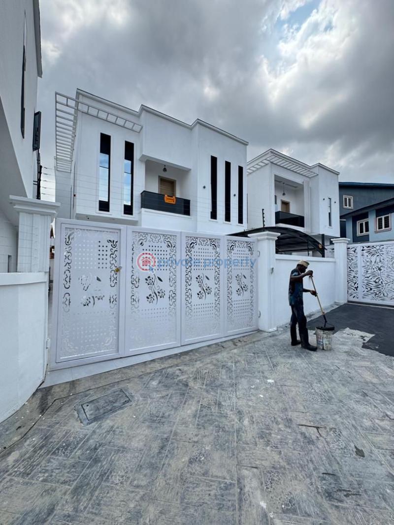 5 bedroom Detached Duplex For Sale Omole Phase 1 Ojodu Lagos - 4