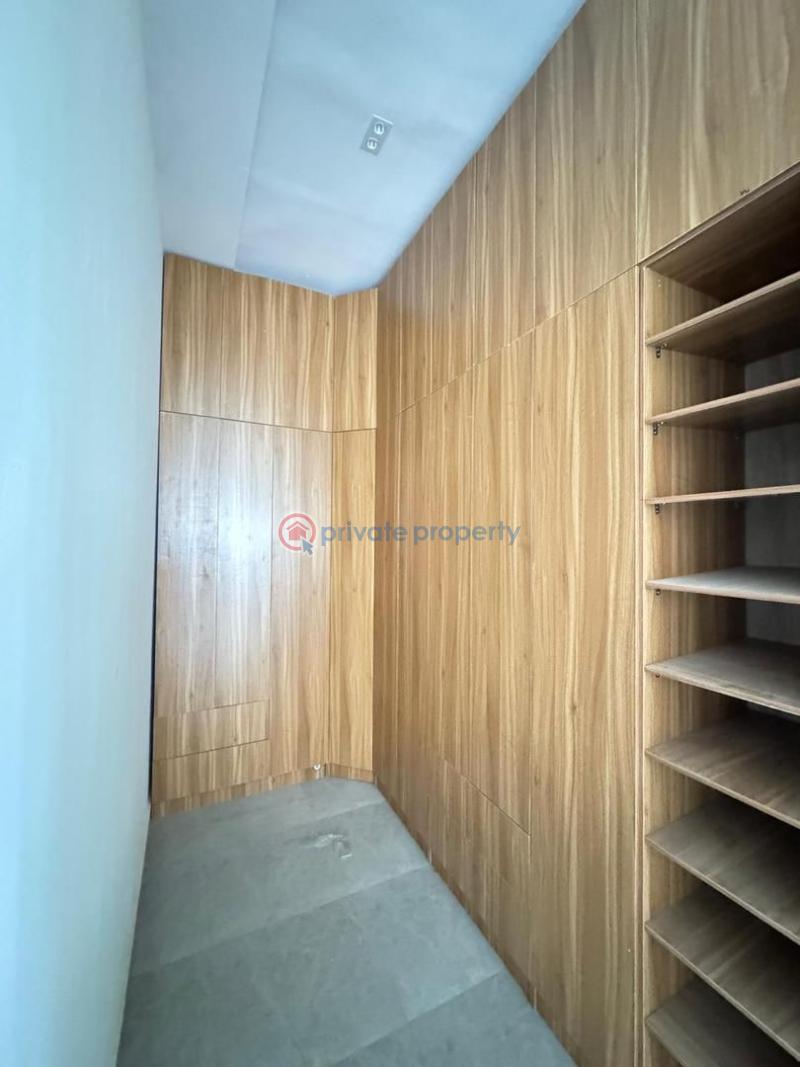 5 bedroom Detached Duplex For Sale Omole Phase 2 Ojodu Lagos - 9