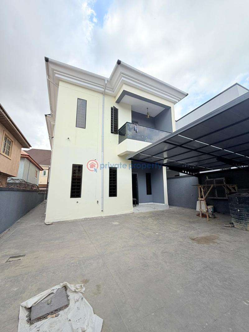 5 bedroom Detached Duplex For Sale Omole Phase 2 Ojodu Lagos - 1