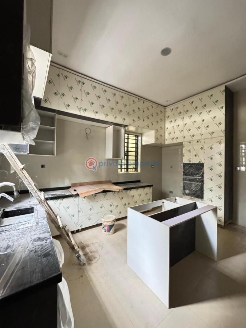 5 bedroom Detached Duplex For Sale Omole Phase 2 Ojodu Lagos - 3