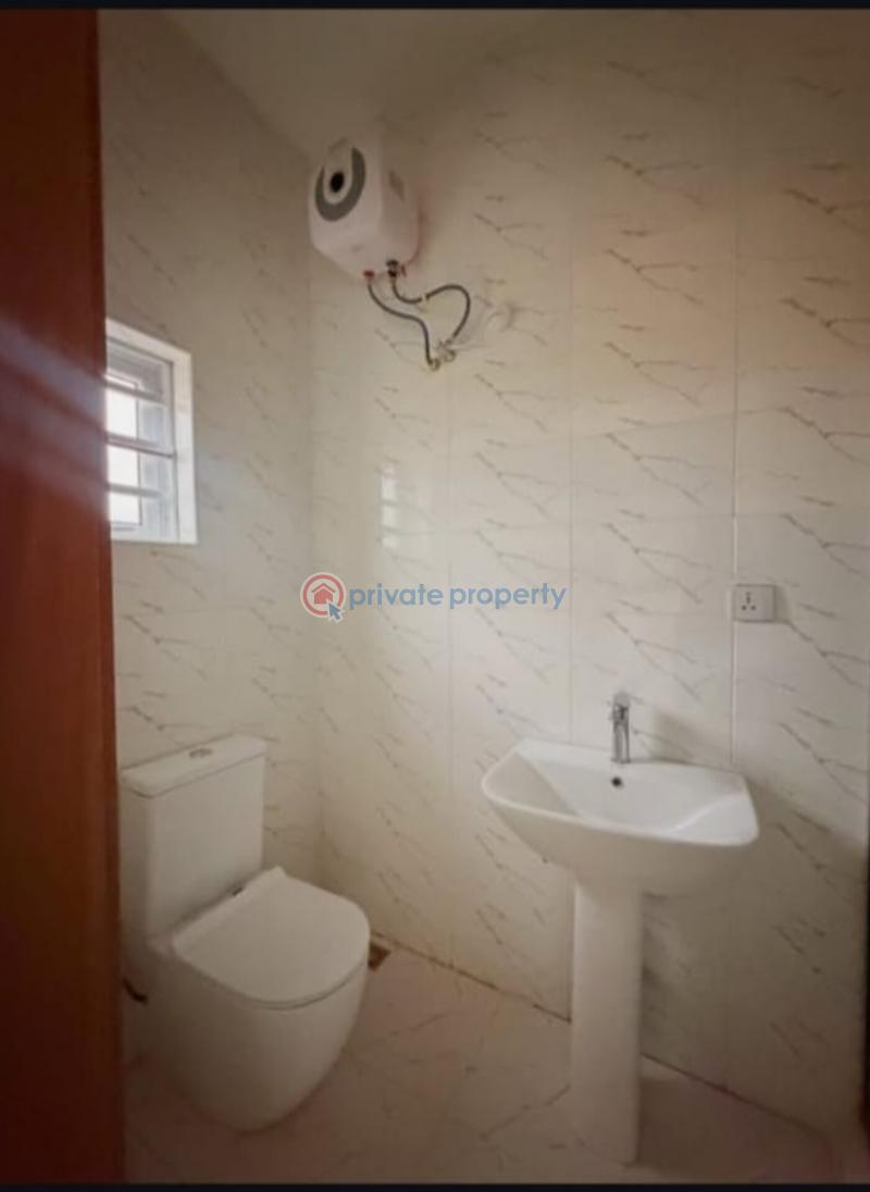 5 bedroom Detached Duplex For Sale Magodo Phase 2 Ojodu Lagos - 7
