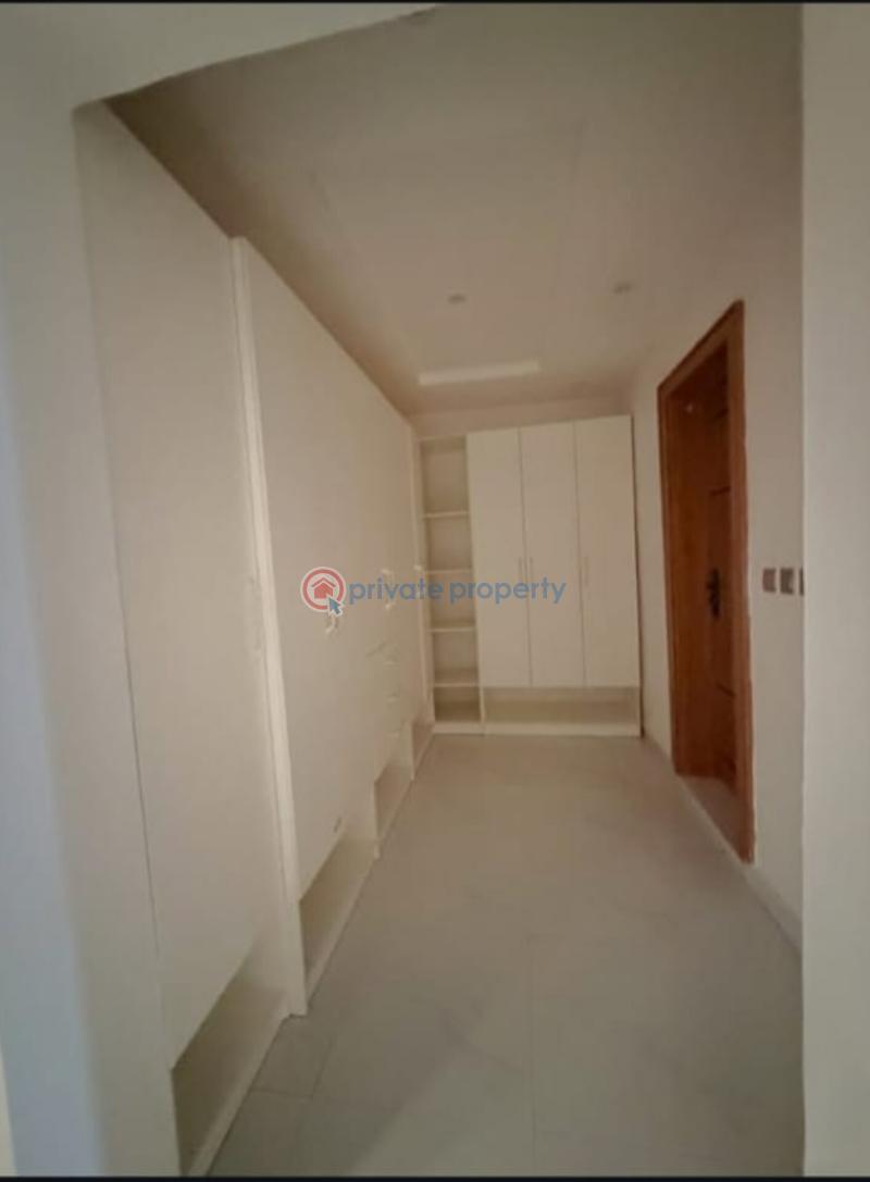 5 bedroom Detached Duplex For Sale Magodo Phase 2 Ojodu Lagos - 3
