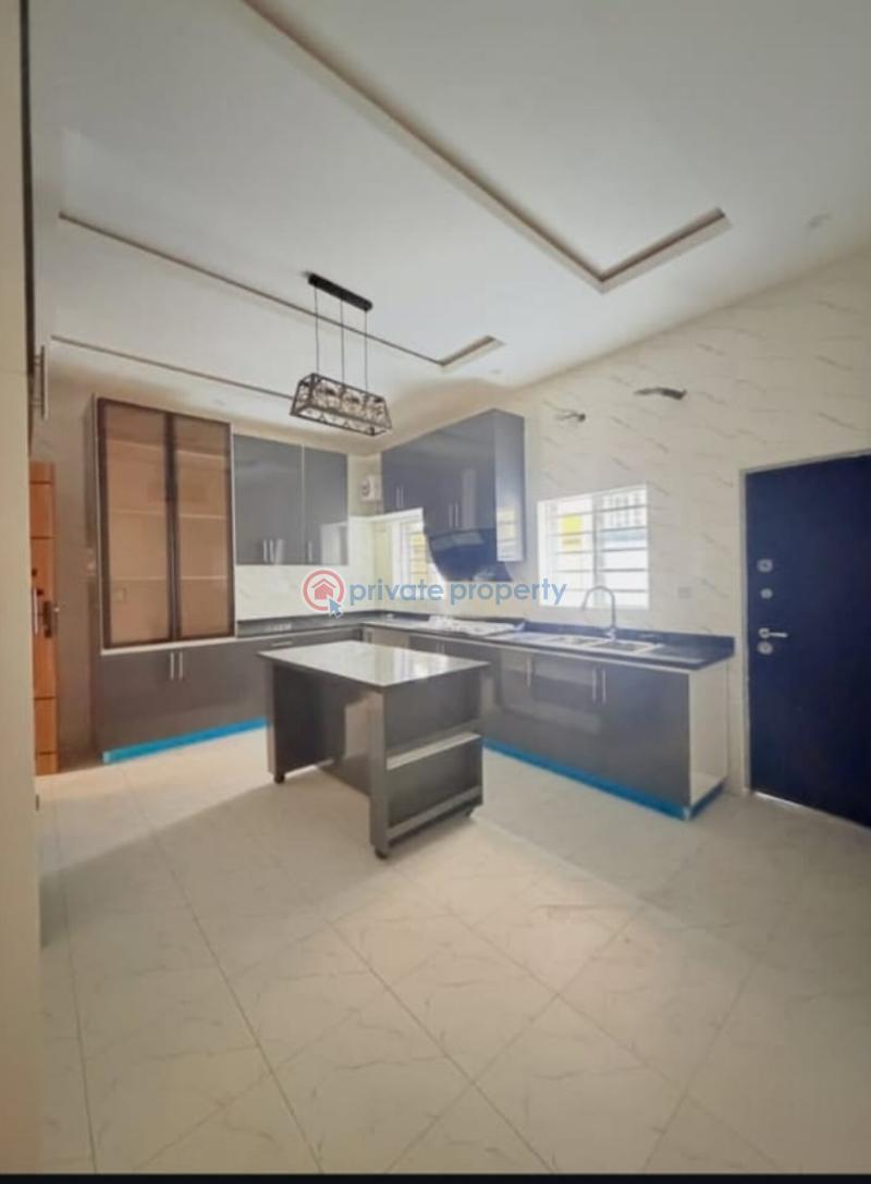 5 bedroom Detached Duplex For Sale Magodo Phase 2 Ojodu Lagos - 4