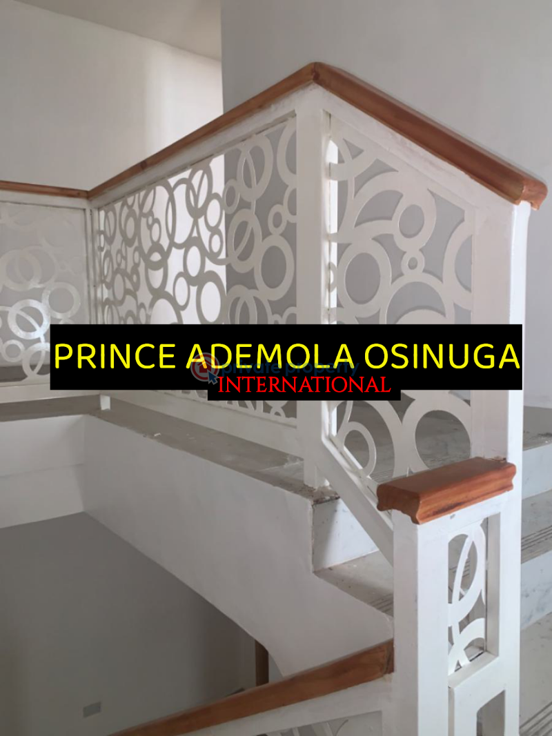 5 bedroom Semi detached Duplex For Sale Off Shoreline Road Ikoyi Ikoyi Lagos - 1