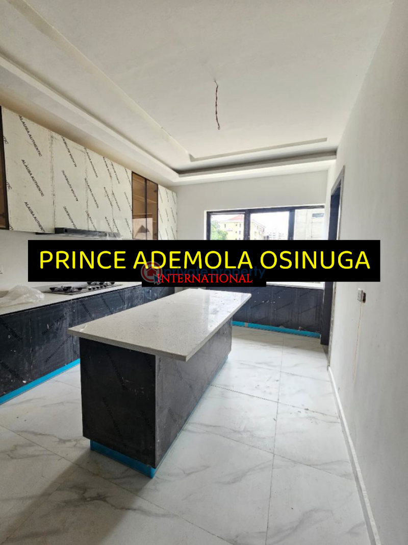 5 bedroom Semi detached Duplex For Sale Parkview Estate Ikoyi Lagos - 3