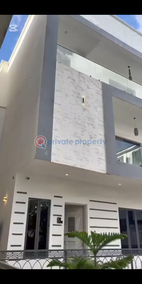 5 bedroom Detached Duplex For Sale : Jabi Utako Jabi Abuja Phase 2  - 1