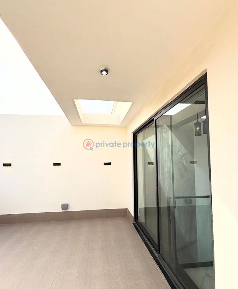 5 bedroom Terraced Duplex For Sale Jahi Abuja Phase 2  - 8