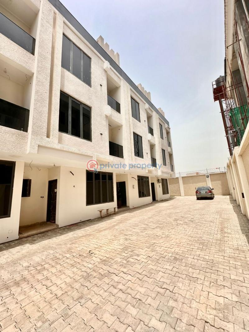 5 bedroom Terraced Duplex For Sale Jahi Abuja Phase 2  - 10