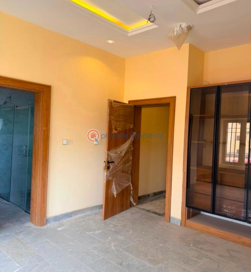 5 bedroom Terrace For Sale Guzape Abuja Phase 1  - 5
