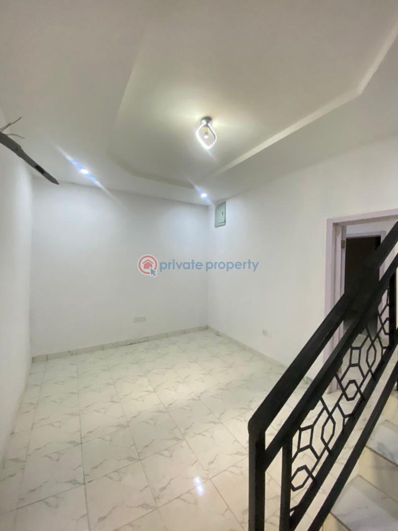 5 bedroom Terraced Duplex For Sale Ologolo Lekki Lagos - 8