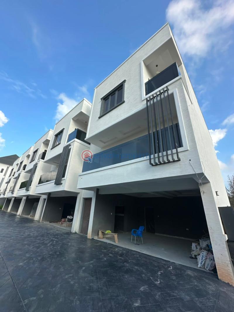 5 bedroom Terrace For Sale Guzape Abuja Phase 1  - 1