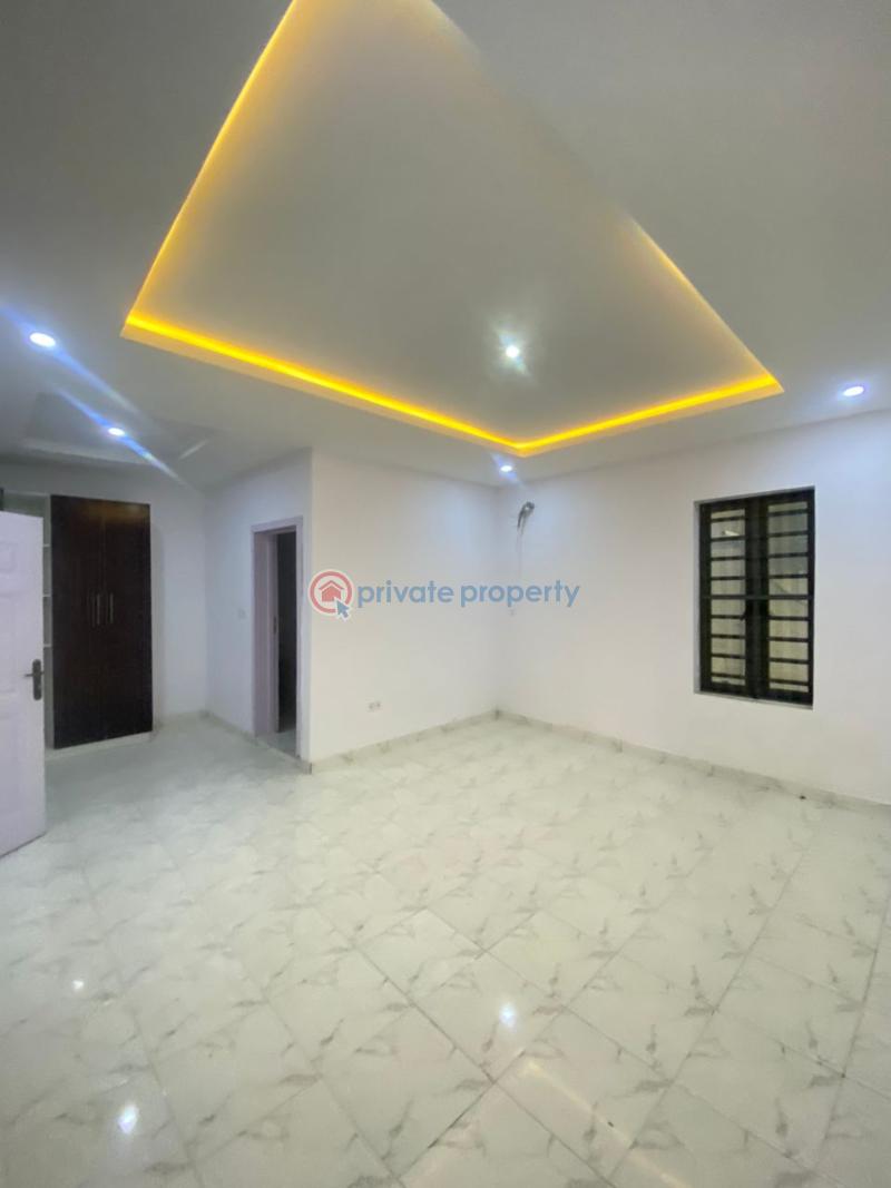 5 bedroom Terraced Duplex For Sale Ologolo Lekki Lagos - 5