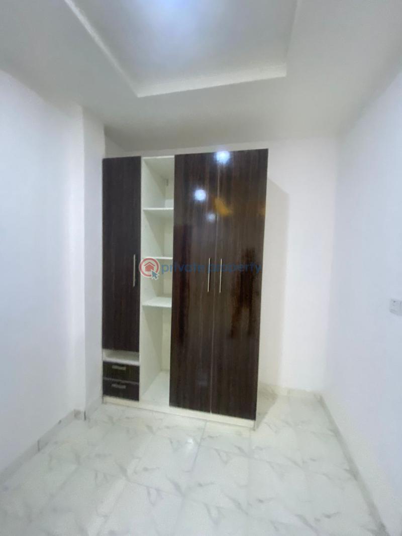 5 bedroom Terraced Duplex For Sale Ologolo Lekki Lagos - 3