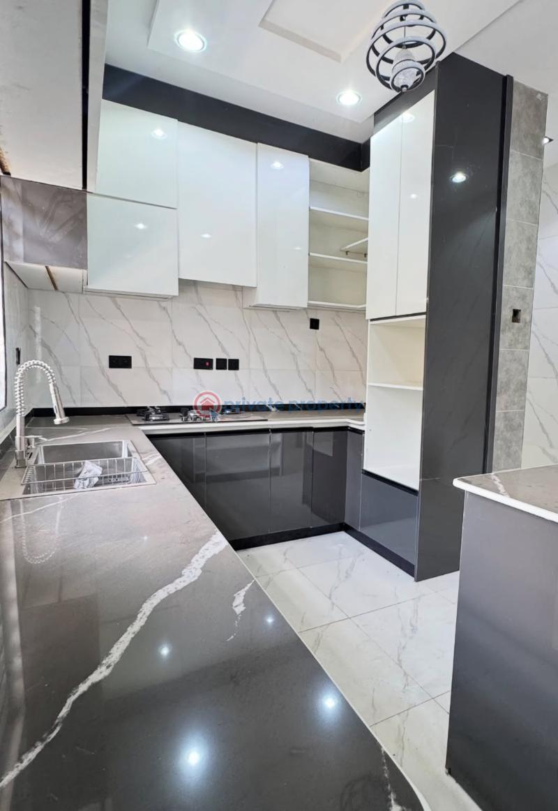 5 bedroom Terraced Duplex For Rent Wuye Districts Wuye Abuja Phase 2  - 3