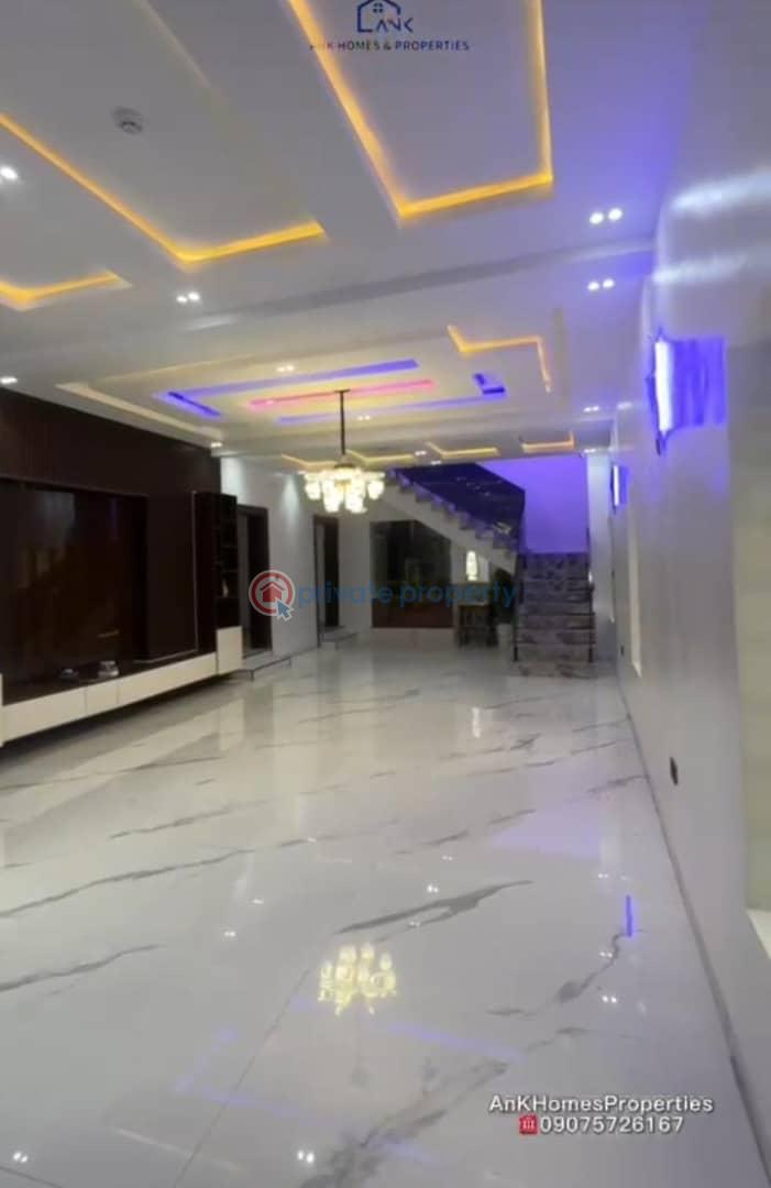 5 bedroom House For Sale Wtc Estate Enugu Area  - 3