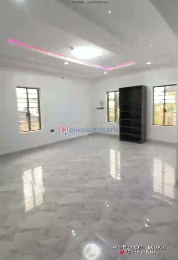 5 bedroom House For Sale Wtc Estate Enugu Area  - 7