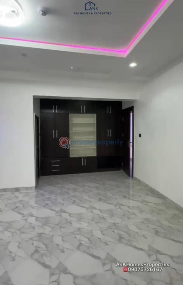 5 bedroom House For Sale Wtc Estate Enugu Area  - 6