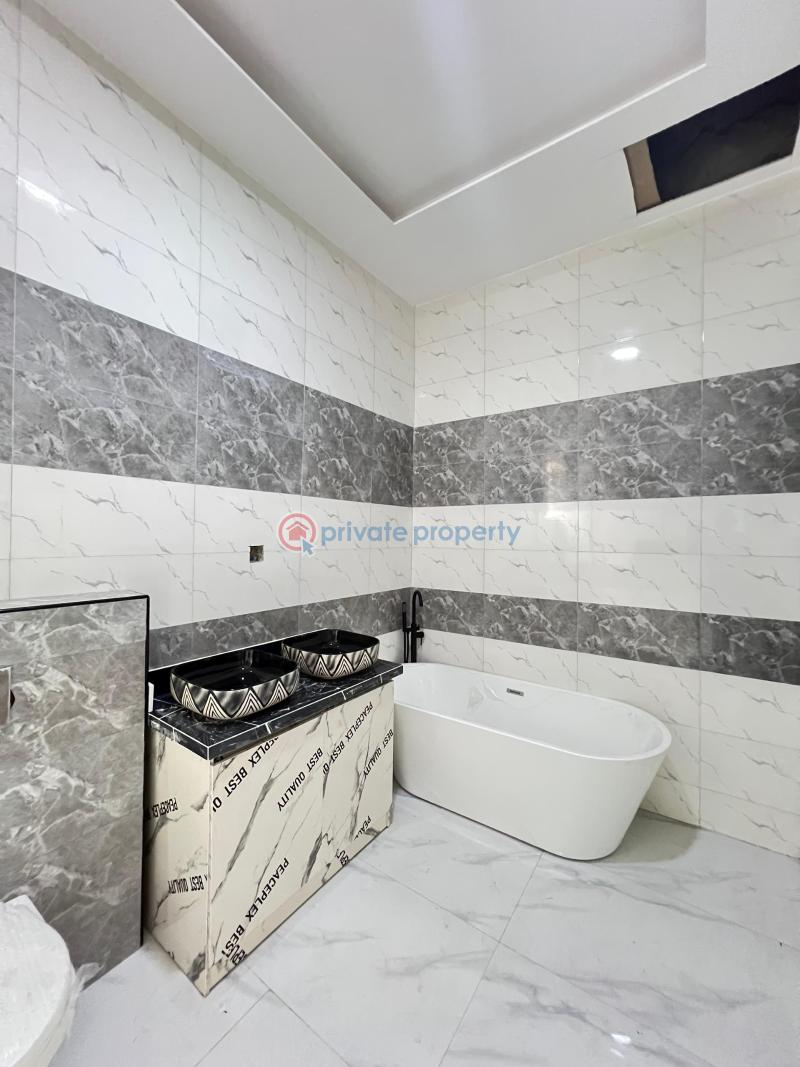 Newly built 5 detached duplex with bq and swimming pool - 11 5 bedroom Detached Duplex For Sale Orchid Lekki Lagos - 11
