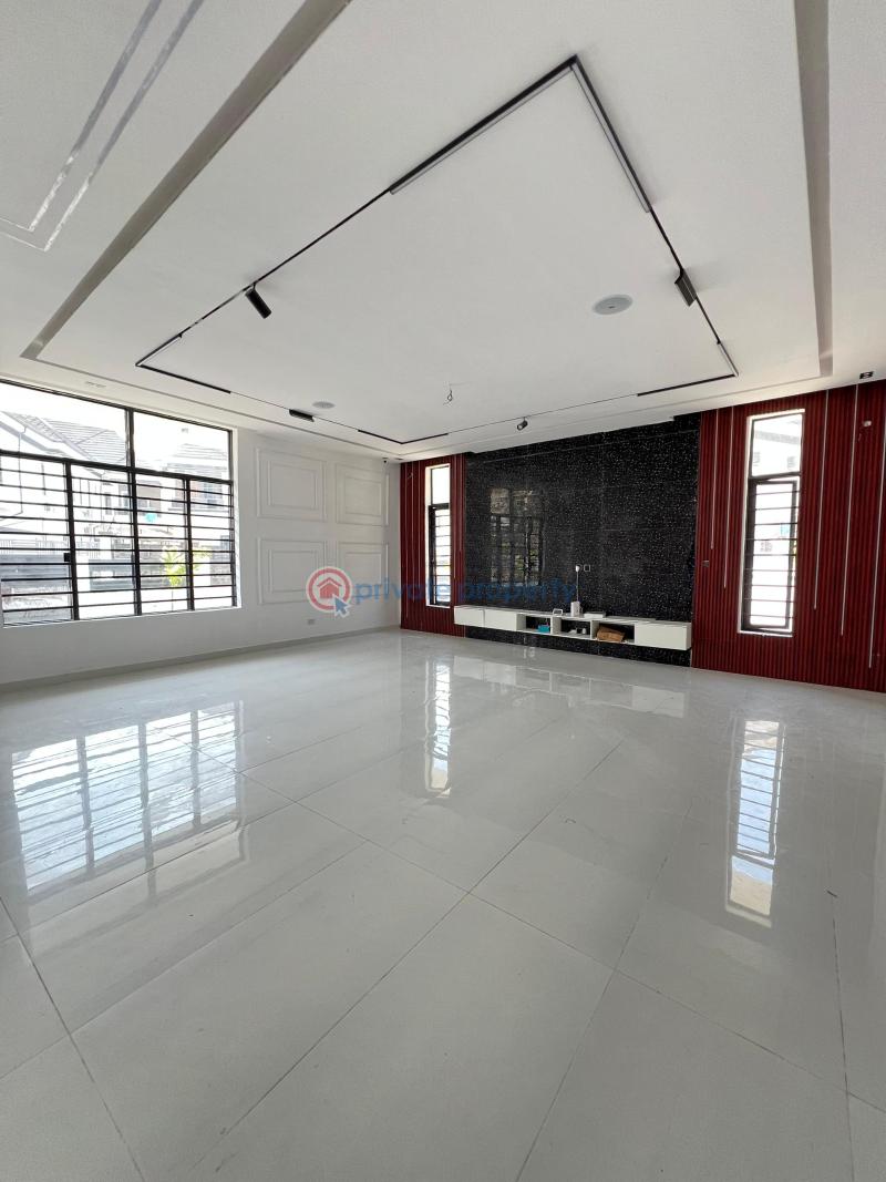 Newly built 5 detached duplex with bq and swimming pool - 6 5 bedroom Detached Duplex For Sale Orchid Lekki Lagos - 6