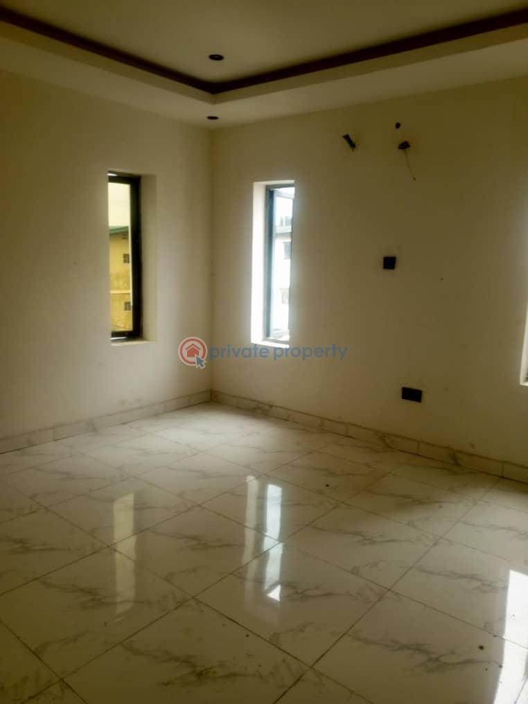 3 bedroom Block Of Flats For Sale Gbagada Lagos - 8