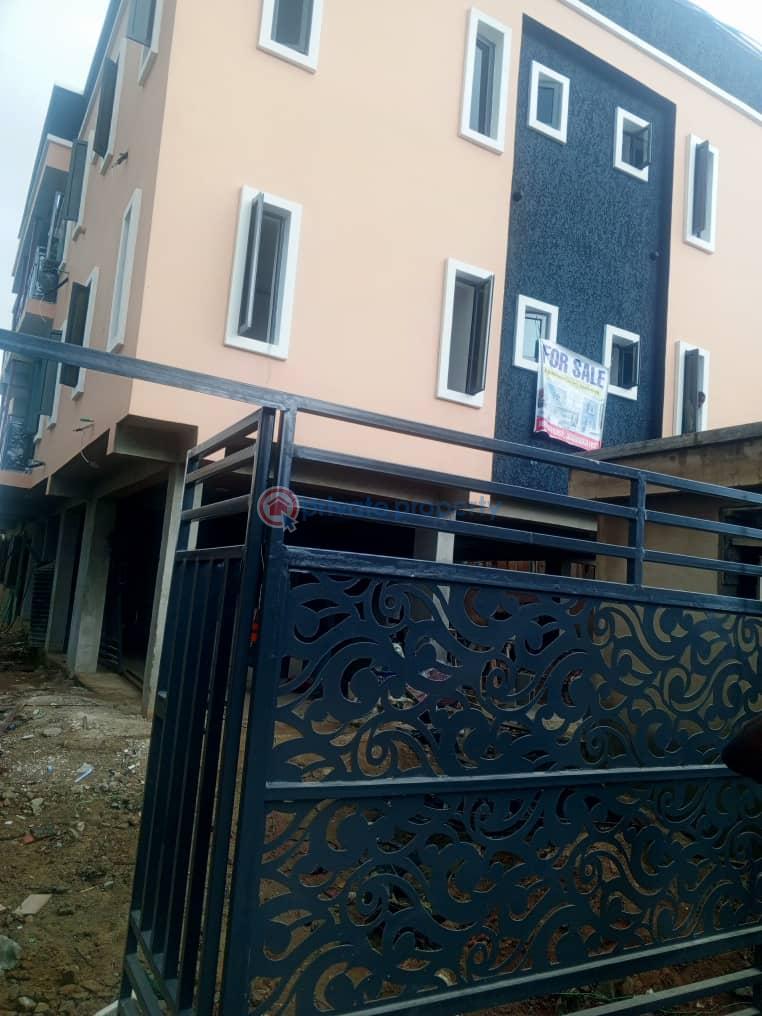 3 bedroom Block Of Flats For Sale Gbagada Lagos - 10