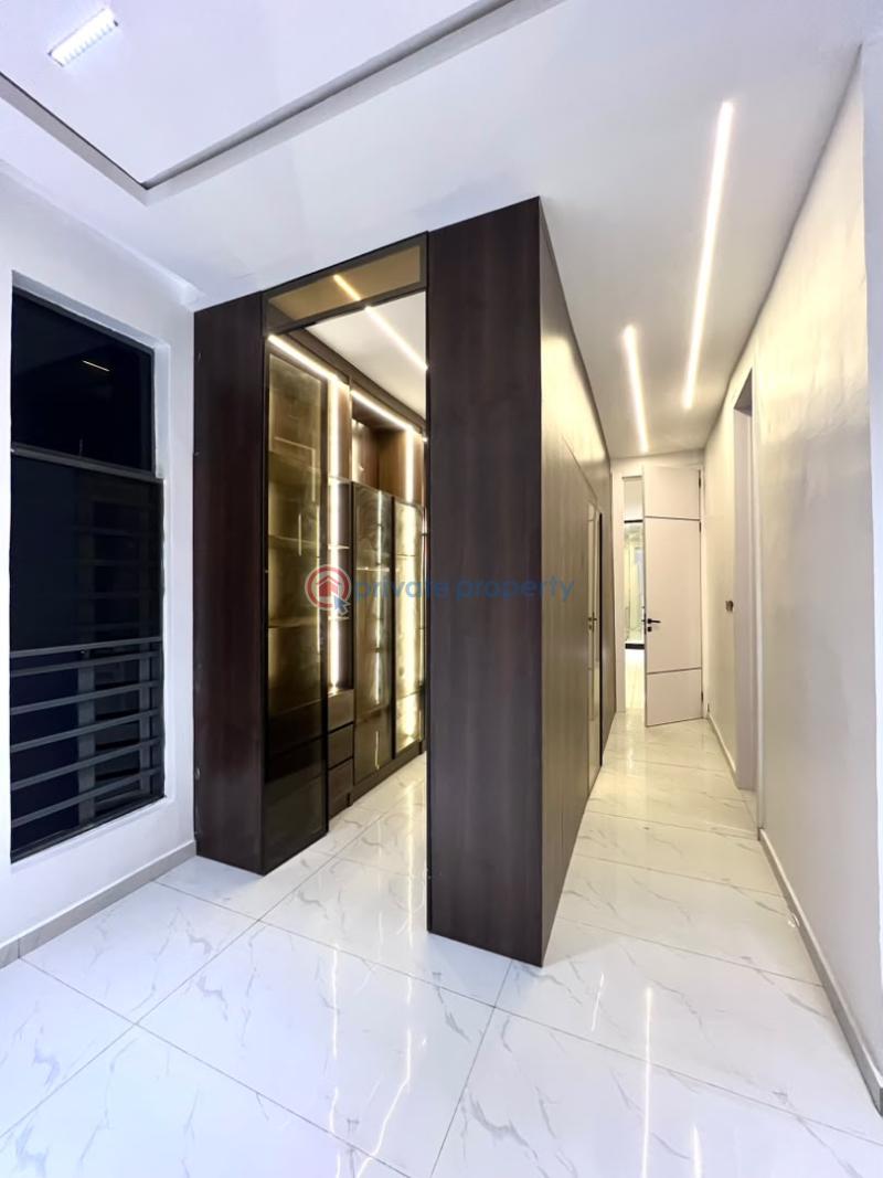 5 bedroom Detached Duplex For Sale Orchid Road Lekki Phase 2 Lagos - 19